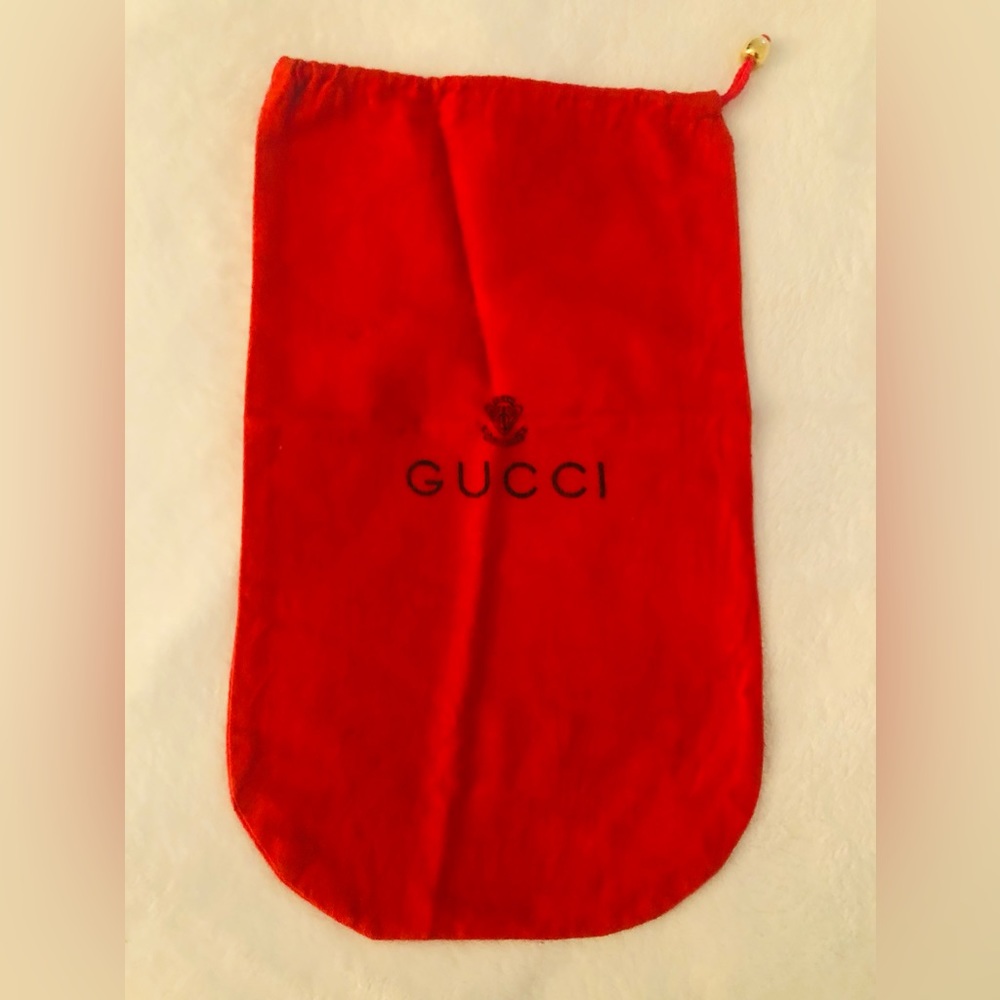 Gucci purse storage